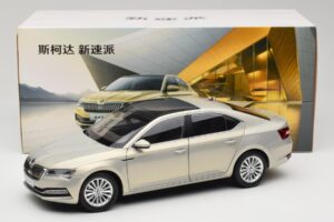 Skoda Superb Mk3 Χρυσό Paudi Model 1:18 ZSS000006GOLD Μέταλλο - εικόνα 8 από 8