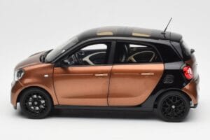 Smart Forfour W453 Μαύρο Hazel Καφέ Norev 1:18 B66960299 Μέταλλο - εικόνα 4 από 8