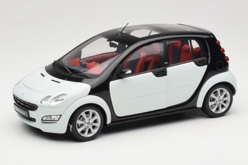 Smart Forfour Λευκό Kyosho 1:18 0019141V001C01Q00 Μέταλλο
