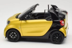 Smart Fortwo 453 Καμπριολέ Μαύρο Και Κίτρινο Norev 1:18 B66960289 Μέταλλο - εικόνα 4 από 8