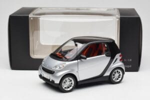 Smart Fortwo Coupé W451 Ασημί & Μαύρο Minichamps 1:18 Q0022528V001C75Q00 Μέταλλο - εικόνα 8 από 8