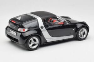 Smart Roadster Σκούρο Μπλε Bburago 1:18 34917 Μέταλλο - εικόνα 3 από 8