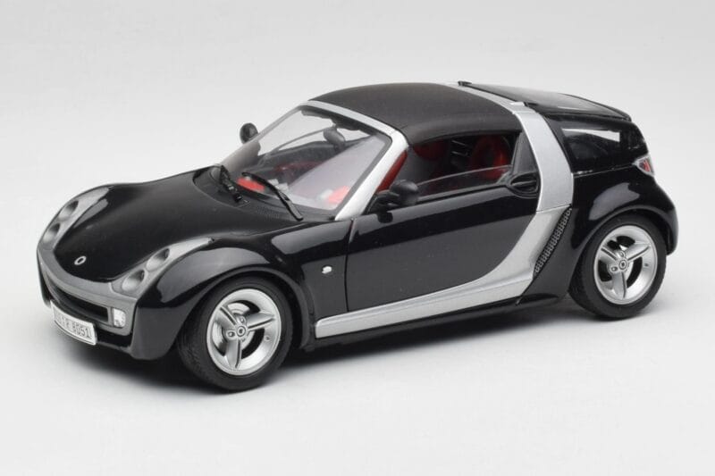 Smart Roadster Σκούρο Μπλε Bburago 1:18 34917 Μέταλλο