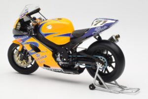 Suzuki GSX-R 1000 Team Alstare Corona Extra Y. Kagayama WSB 2005 Minichamps 1:12 122052271 Μέταλλο - εικόνα 5 από 6