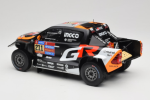 Toyota GR DKR Hilux Evo #211 H. Lategan / B. Cummings Rally Dakar 2025 IXO 1:18 18RMC237 Μέταλλο - εικόνα 5 από 6