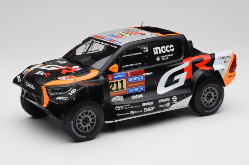 Toyota GR DKR Hilux Evo #211 H. Lategan / B. Cummings Rally Dakar 2025 IXO 1:18 18RMC237 Μέταλλο
