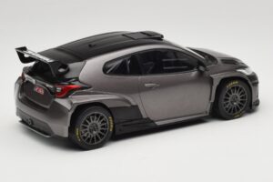 Toyota GR Yaris Rally2 Γκρι IXO 1:18 18CMC210 Μέταλλο - εικόνα 2 από 6