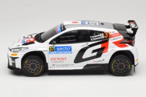 Toyota GR Yaris Rally2 #37 Y. Yamamoto Rally Finland 2024 IXO 1:18 18RMC212A Μέταλλο - εικόνα 3 από 6