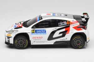 Toyota GR Yaris Rally2 #44 H. Kogure Rally Finland 2024 IXO 1:18 18RMC212B Μέταλλο - εικόνα 3 από 6