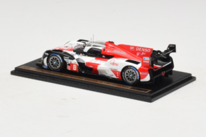 Toyota GR010 Hybrid Hypercar #8 S. Buemi / B. Hartley / R. Hirakawa Toyota Gazoo Racing 24 Hours of Le Mans 2023 Spark 1:43 T - εικόνα 4 από 4