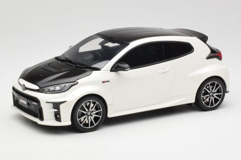 Toyota GRMN Yaris Rally Package Λευκό Otto 1:18 OT1071 Ρητίνη