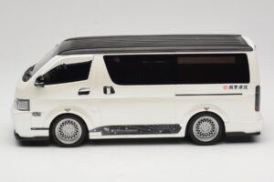 Toyota Hiace Super GL Pearl White Otto 1:18 OT1136 Ρητίνη - εικόνα 3 από 6