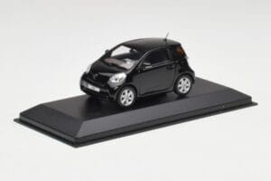Toyota iQ Μαύρο Mica Minichamps 1:43 403166803 Μέταλλο - εικόνα 2 από 4