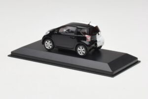 Toyota iQ Μαύρο & Λευκό Geneva Motor Show 2009 Minichamps 1:43 400166801 Μέταλλο - εικόνα 3 από 4