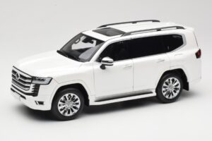 Toyota Land Cruiser J300 ZX Λευκό LCD 1:18 LCD18013-ZX-WH Μέταλλο