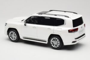 Toyota Land Cruiser J300 ZX Λευκό LCD 1:18 LCD18013-ZX-WH Μέταλλο - εικόνα 7 από 8