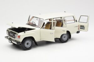 Toyota Land Cruiser J60 Λευκό Kyosho 1:18 08956W Μέταλλο - εικόνα 2 από 8