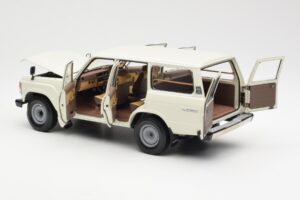 Toyota Land Cruiser J60 Λευκό Kyosho 1:18 08956W Μέταλλο - εικόνα 5 από 8