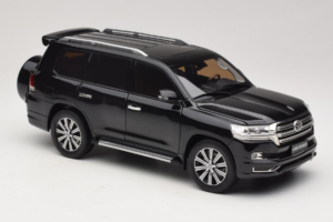 Toyota Land Cruiser LC200 Μαύρο Kengfai 1:18 KF024-13 Μέταλλο - εικόνα 6 από 8