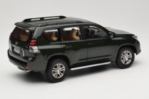 Toyota Land Cruiser Prado J150 Πράσινο Paudi Model 1:18 623132-GR Μέταλλο - εικόνα 3 από 8