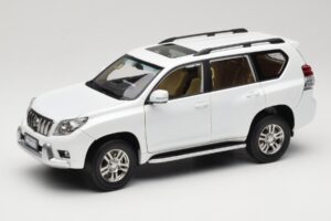 Toyota Land Cruiser Prado J150 Λευκό Paudi Model 1:18 623132-WH Μέταλλο