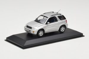Toyota RAV4 XA20 Ασημί Ανοιχτόχρωμο Εσωτερικό Minichamps 1:43 31434205 Μέταλλο - εικόνα 2 από 4