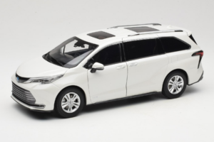 Toyota Sienna XL30 Λευκό OEM 1:18 TOYOTA013 Μέταλλο