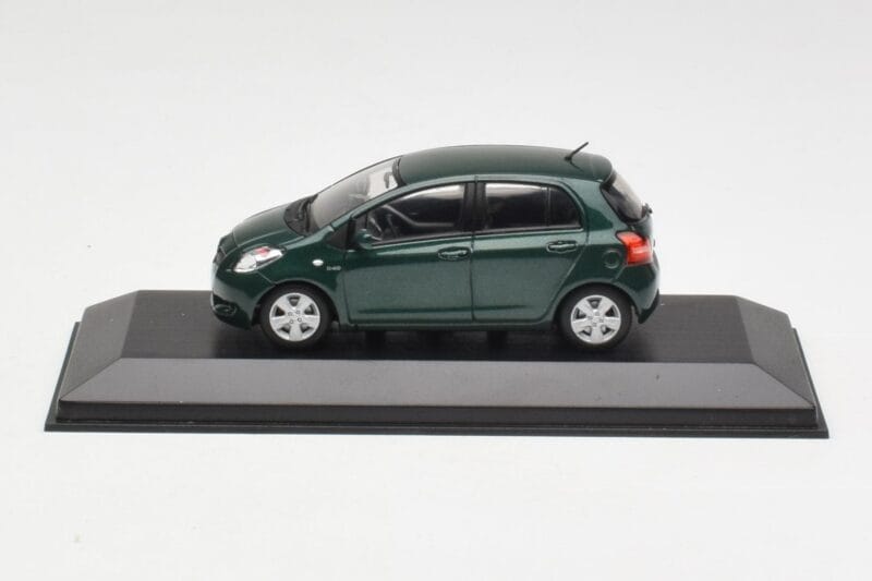 Toyota Yaris XP10 Oxford Green Minichamps 1:43 400166501 Μέταλλο