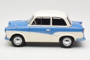 Trabant P50 Γαλάζιο Κρεμ BoS Models 1:18 BOS035 Ρητίνη - εικόνα 3 από 6