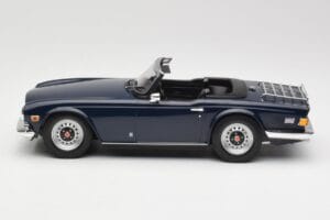 Triumph TR6 PI Σκούρο Μπλε Minichamps 1:18 155132032 Μέταλλο - εικόνα 3 από 6