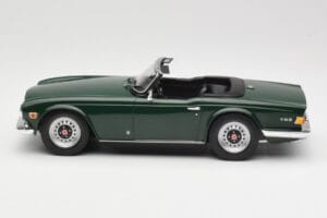 Triumph TR6 PI Σκούρο Πράσινο Minichamps 1:18 155132030 Μέταλλο - εικόνα 3 από 6