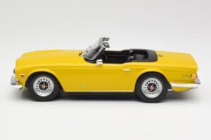 Triumph TR6 RHD Κίτρινο Minichamps 1:18 155132034 Μέταλλο - εικόνα 3 από 6