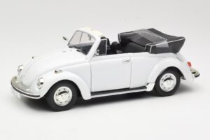 Volkswagen 1302 LS Καμπριολέ Λευκό Revell 1:18 8415 Μέταλλο