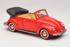 Volkswagen Beetle Καμπριολέ Κόκκινο Maisto 1:18 56010 Μέταλλο - εικόνα 6 από 8
