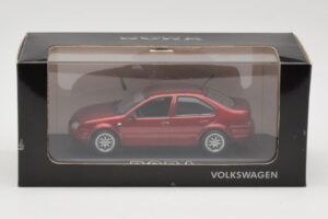 Volkswagen Bora Mk4 Red Metallic Minichamps 1:43 VW003 Μέταλλο - εικόνα 4 από 4