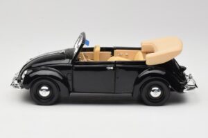 Volkswagen Σκαραβαίος Καμπριολέ Μαύρο Maisto 1:18 37800-M6 Μέταλλο - εικόνα 4 από 8