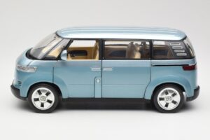Volkswagen Microbus Concept Ανοιχτό Πράσινο Revell 1:18 08444 Μέταλλο - εικόνα 4 από 8