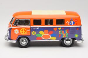 Volkswagen Microbus T1 Flower Power Road Signature 1:18 92329 Μέταλλο - εικόνα 4 από 8
