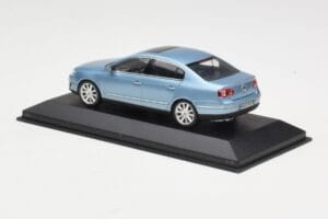 Volkswagen Passat B6 Blue Metallic Minichamps 1:43 PASSAT002 Μέταλλο - εικόνα 3 από 4