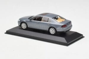 Volkswagen Phaeton 3D Γκρι Minichamps 1:43 3D0099300GPR7Q Μέταλλο - εικόνα 3 από 4