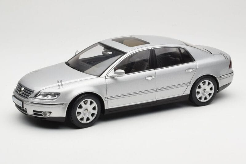 Volkswagen Phaeton D1 Silver Metallic AUTOart 1:18 79742 Μέταλλο