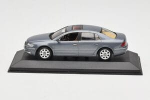 Volkswagen Phaeton Light Blue Metallic Minichamps 1:43 VW002 Μέταλλο