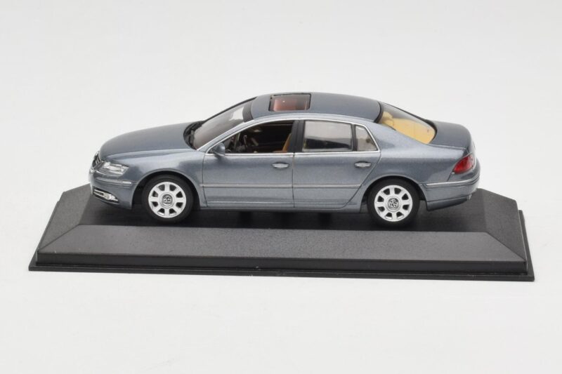 Volkswagen Phaeton Light Blue Metallic Minichamps 1:43 VW002 Μέταλλο