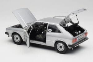 Volkswagen Scirocco GT Mk1 Silver Metallic Revell 1:18 08833 Μέταλλο - εικόνα 5 από 8