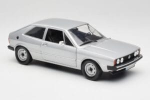 Volkswagen Scirocco GT Mk1 Silver Metallic Revell 1:18 08833 Μέταλλο - εικόνα 6 από 8