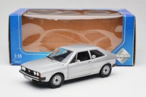 Volkswagen Scirocco GT Mk1 Silver Metallic Revell 1:18 08833 Μέταλλο - εικόνα 8 από 8