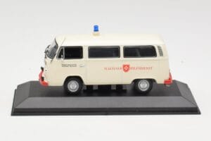 Volkswagen T2 Ambulance Malteser Hilfsdienst Minichamps 1:43 400053092 Μέταλλο