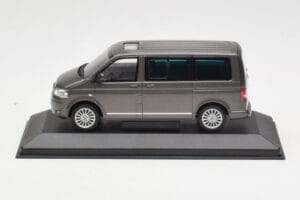 Volkswagen T5 Bus Bronze Metallic Minichamps 1:43 4039378412203 Μέταλλο