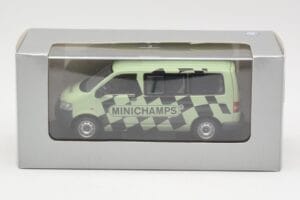 Volkswagen T5 Bus Πράσινο Minichamps 1:43 T5002 Μέταλλο - εικόνα 4 από 4