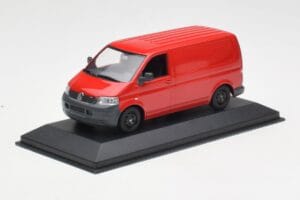 Volkswagen T5 Φορτηγό Παράδοσης Κόκκινο & Μαύρες Ζάντες Minichamps 1:43 400052260-B Μέταλλο - εικόνα 2 από 4